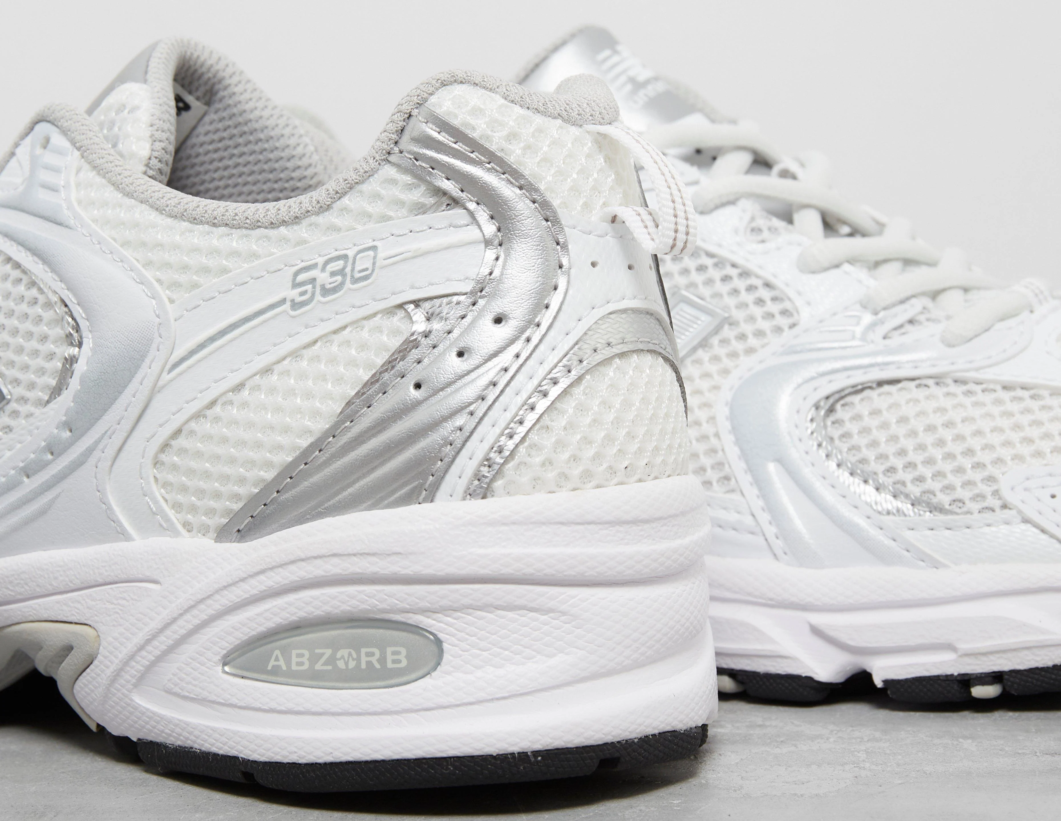 530 Women's - Image 4