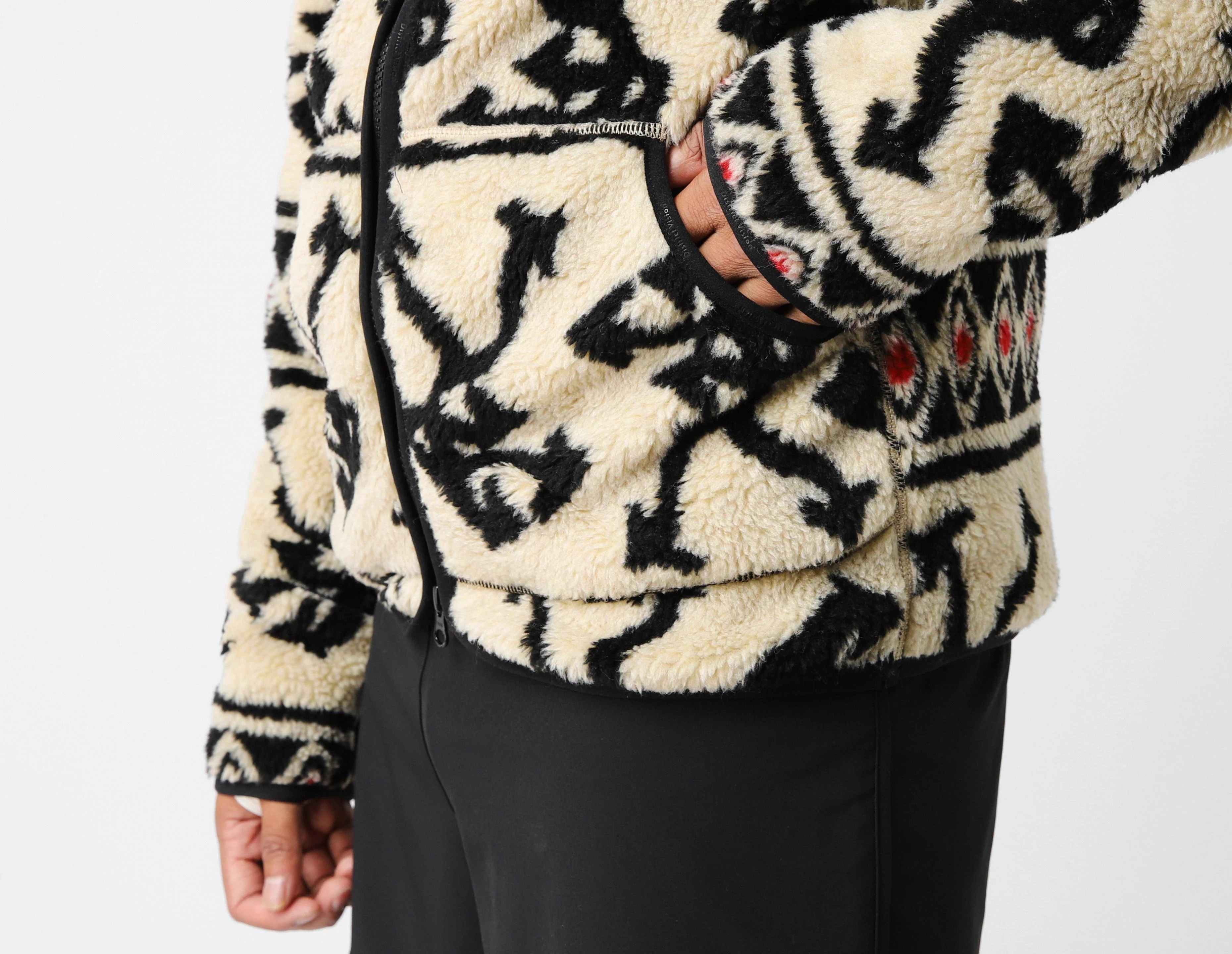 Greg Cabin Fleece - Image 4