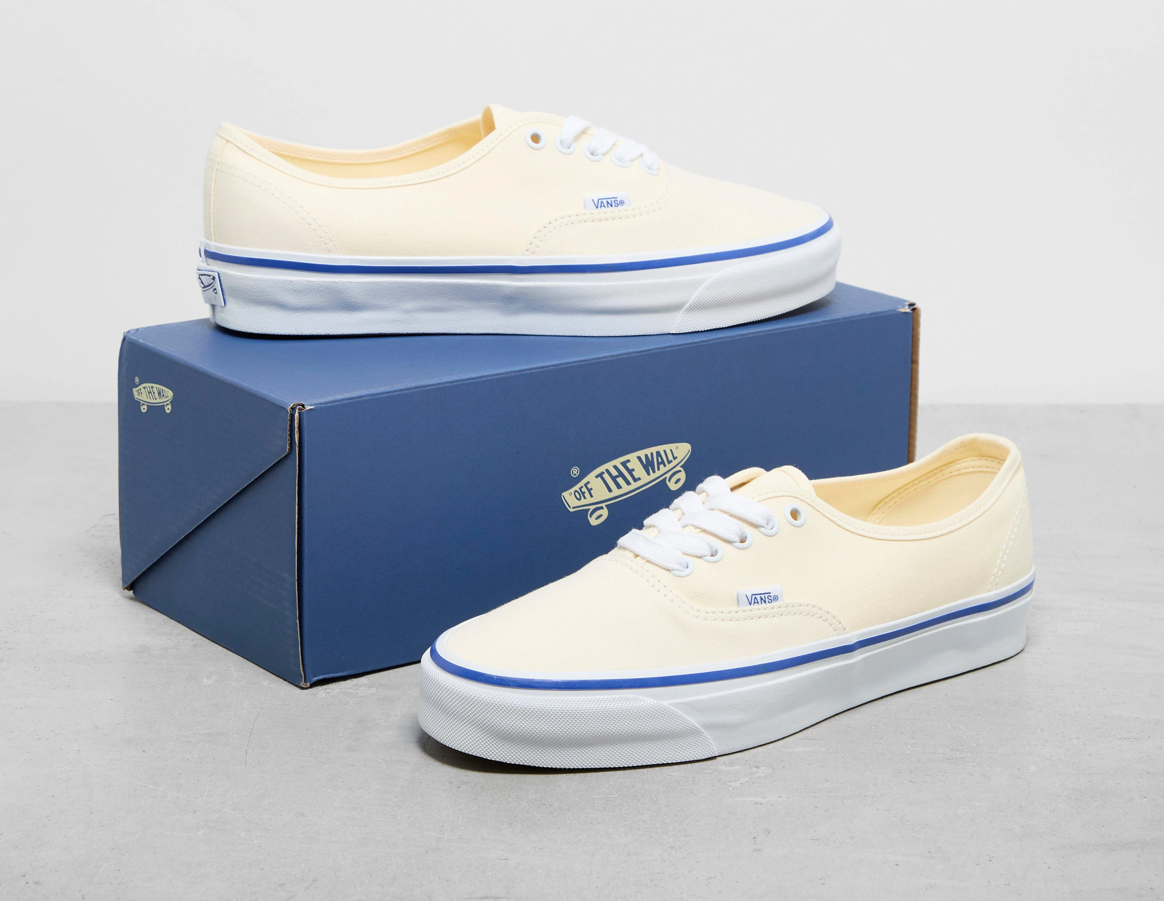Authentic 44 LX - Image 5