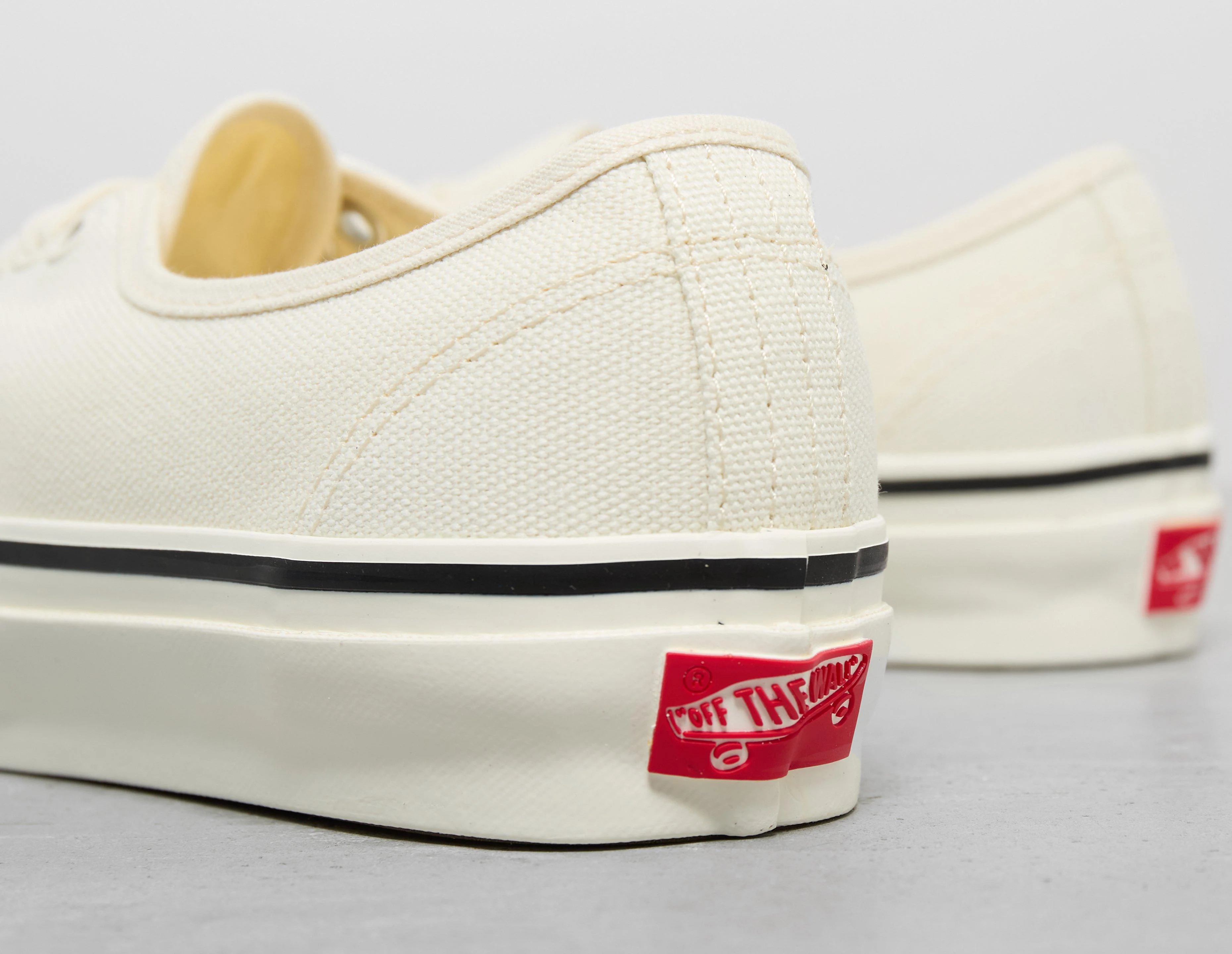 LX Authentic Reissue 44 Women's - Image 4