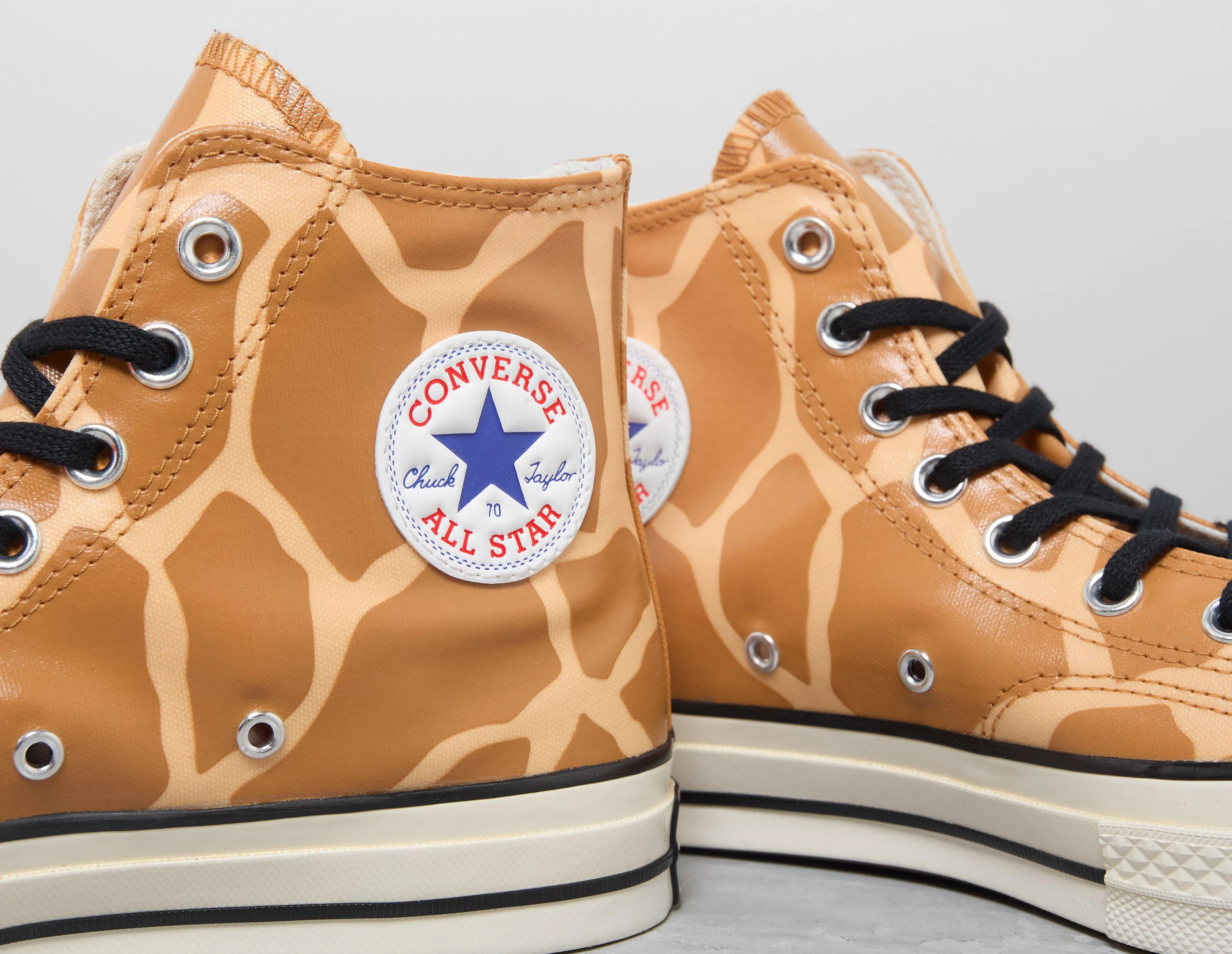 Chuck 70 Hi 'Glow in the Dark' - Image 2