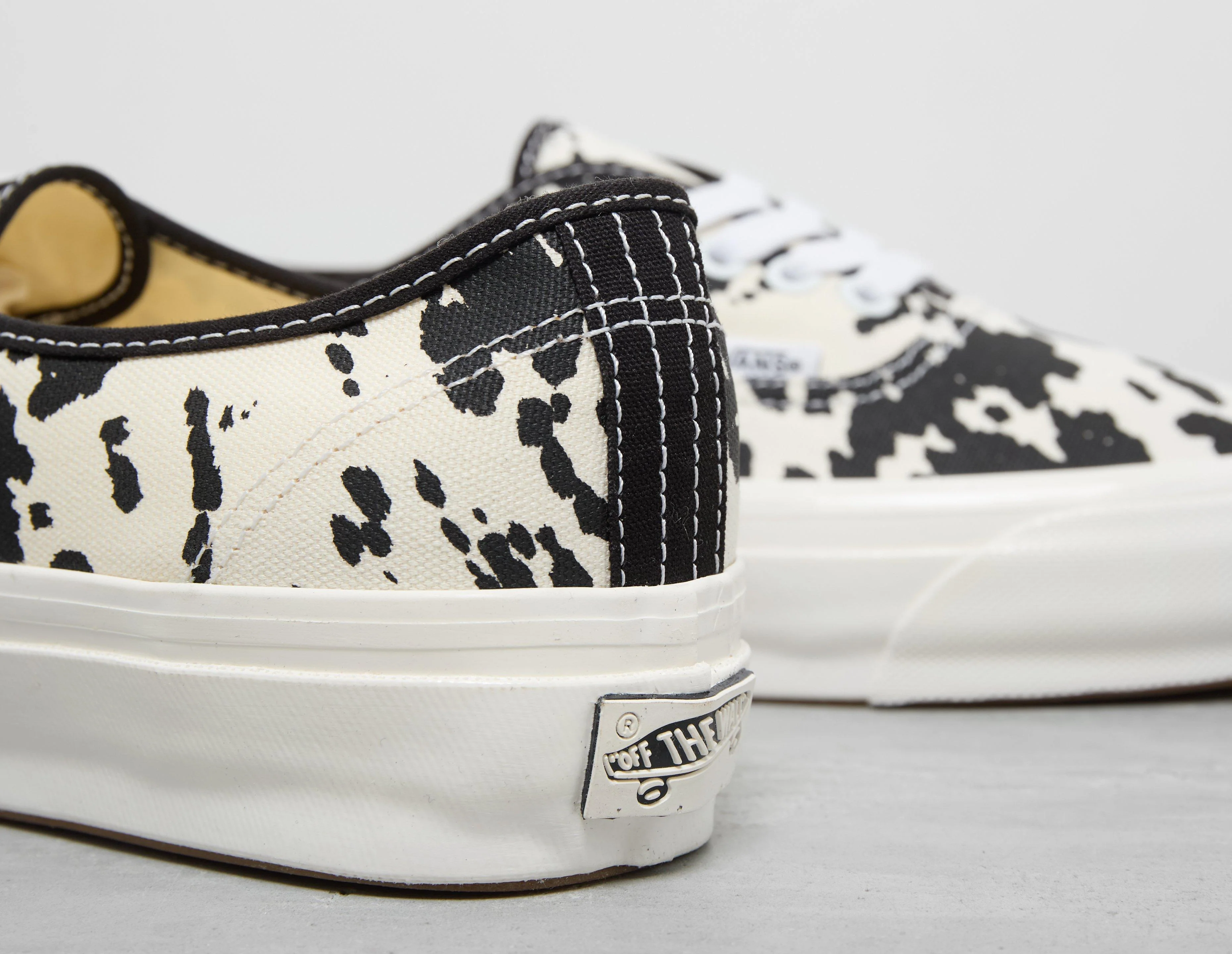 Authentic 44 LX - Image 4